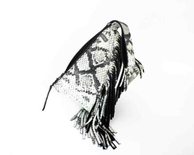 Picture of the back of the fringy Z clutch by elphile.